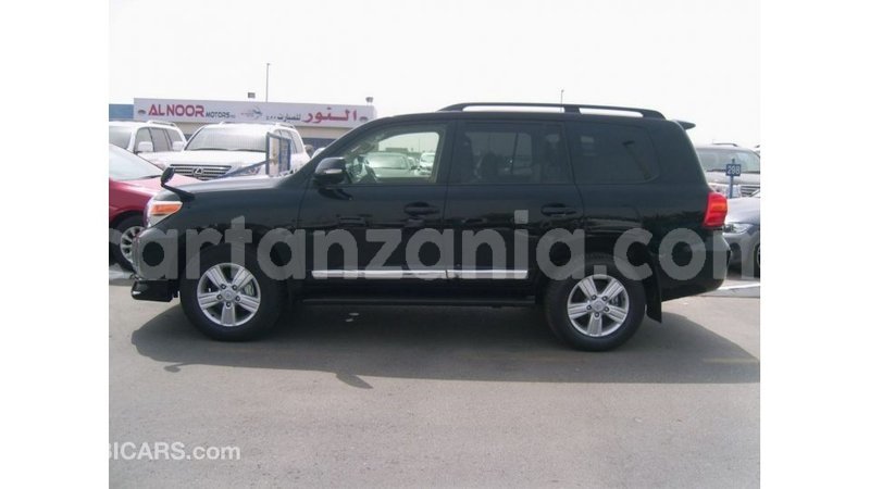 Big with watermark toyota land cruiser arusha import dubai 8764