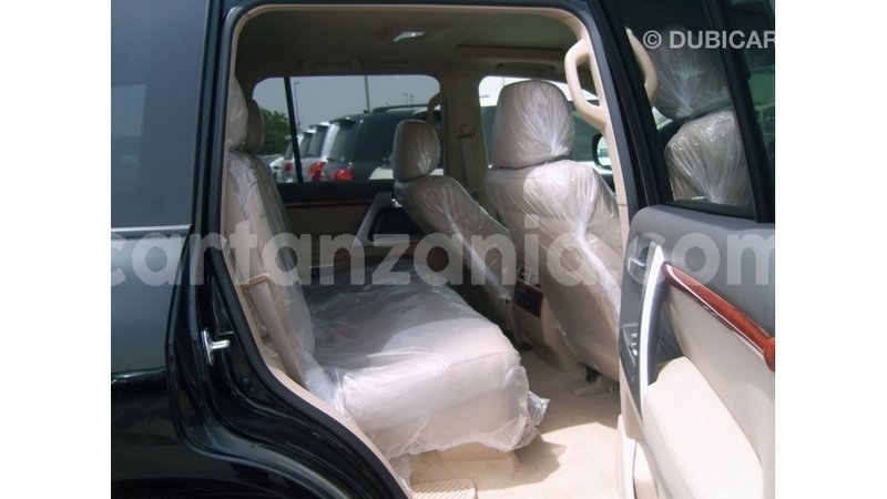 Big with watermark toyota land cruiser arusha import dubai 8765