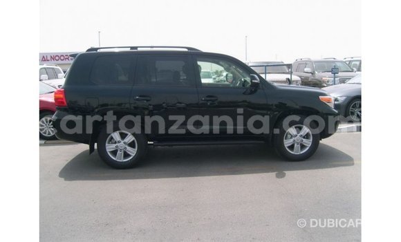 Nunua Imported Toyota Land Cruiser Nyeusi Gari ndani ya Import - Dubai nchini Arusha Nunua Imported Toyota Land Cruiser Nyeusi Gari ndani ya Import - Dubai nchini Arusha