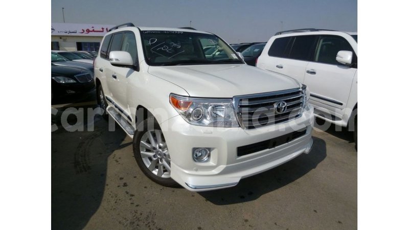 Big with watermark toyota land cruiser arusha import dubai 8766