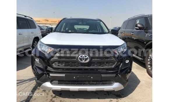 Nunua Imported Toyota 4Runner Nyeusi Gari ndani ya Import - Dubai nchini Arusha Nunua Imported Toyota 4Runner Nyeusi Gari ndani ya Import - Dubai nchini Arusha