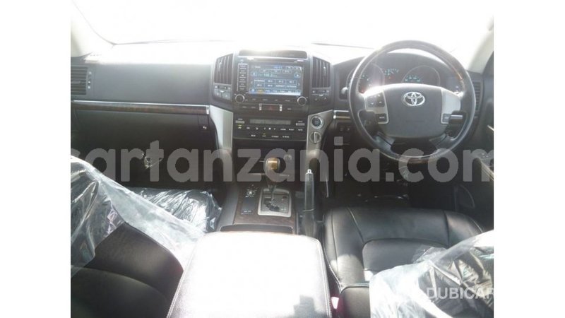 Big with watermark toyota land cruiser arusha import dubai 8768