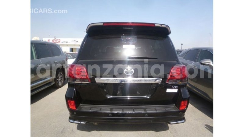 Big with watermark toyota land cruiser arusha import dubai 8768