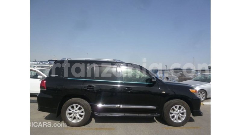 Big with watermark toyota land cruiser arusha import dubai 8768