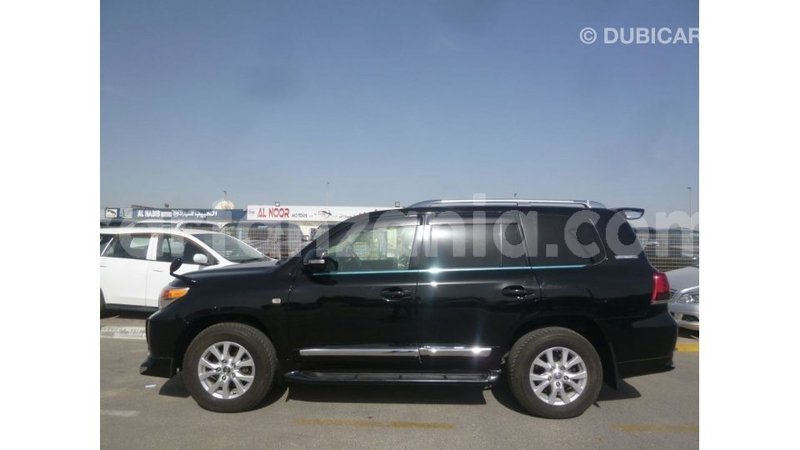 Big with watermark toyota land cruiser arusha import dubai 8768