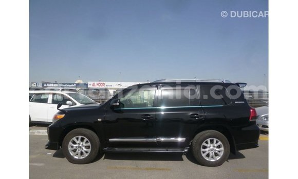 Buy Import Toyota Land Cruiser Black Car in Import - Dubai in Arusha Buy Import Toyota Land Cruiser Black Car in Import - Dubai in Arusha