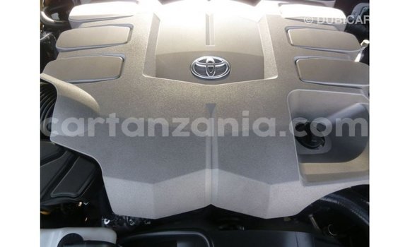 Buy Import Toyota Land Cruiser Black Car in Import - Dubai in Arusha Buy Import Toyota Land Cruiser Black Car in Import - Dubai in Arusha