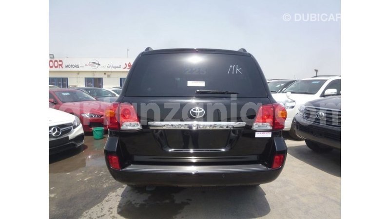 Big with watermark toyota land cruiser arusha import dubai 8769