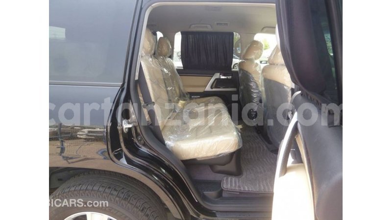 Big with watermark toyota land cruiser arusha import dubai 8769