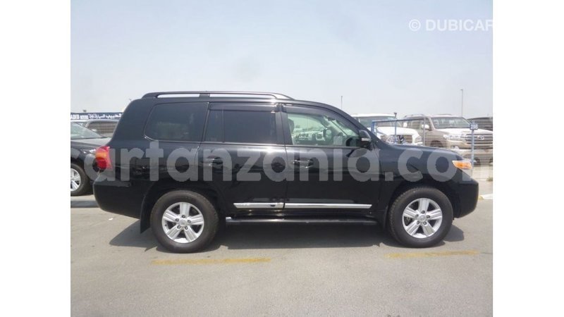 Big with watermark toyota land cruiser arusha import dubai 8769