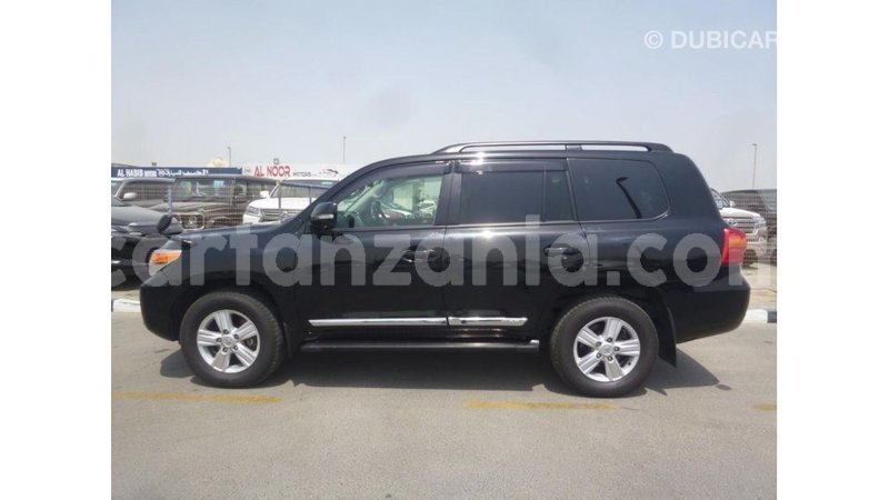 Big with watermark toyota land cruiser arusha import dubai 8769