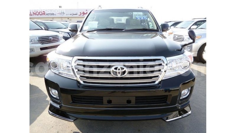 Big with watermark toyota land cruiser arusha import dubai 8770