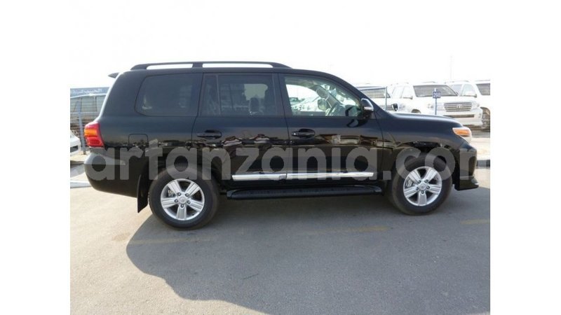 Big with watermark toyota land cruiser arusha import dubai 8770