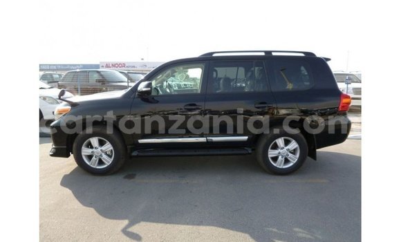 Buy Import Toyota Land Cruiser Black Car in Import - Dubai in Arusha Buy Import Toyota Land Cruiser Black Car in Import - Dubai in Arusha