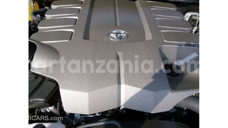 Big with watermark toyota land cruiser arusha import dubai 8770