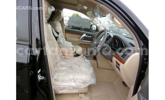 Nunua Imported Toyota Land Cruiser Nyeusi Gari ndani ya Import - Dubai nchini Arusha Nunua Imported Toyota Land Cruiser Nyeusi Gari ndani ya Import - Dubai nchini Arusha