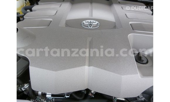 Nunua Imported Toyota Land Cruiser Nyeusi Gari ndani ya Import - Dubai nchini Arusha Nunua Imported Toyota Land Cruiser Nyeusi Gari ndani ya Import - Dubai nchini Arusha