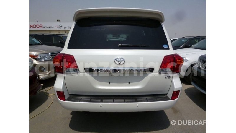 Big with watermark toyota land cruiser arusha import dubai 8773