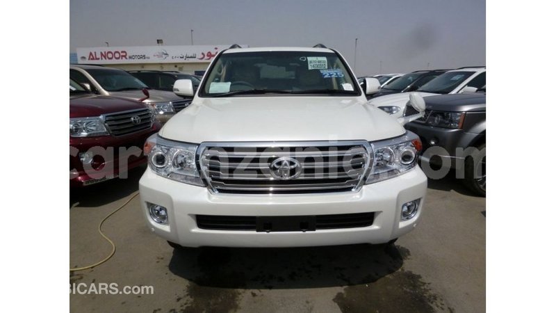 Big with watermark toyota land cruiser arusha import dubai 8773