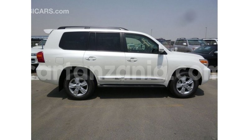 Big with watermark toyota land cruiser arusha import dubai 8773