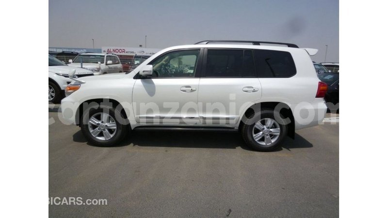 Big with watermark toyota land cruiser arusha import dubai 8773