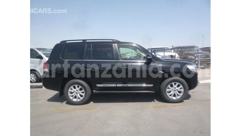 Big with watermark toyota land cruiser arusha import dubai 8774