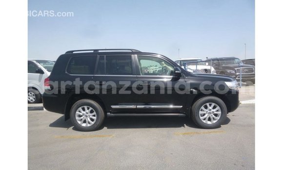 Buy Import Toyota Land Cruiser Black Car in Import - Dubai in Arusha Buy Import Toyota Land Cruiser Black Car in Import - Dubai in Arusha