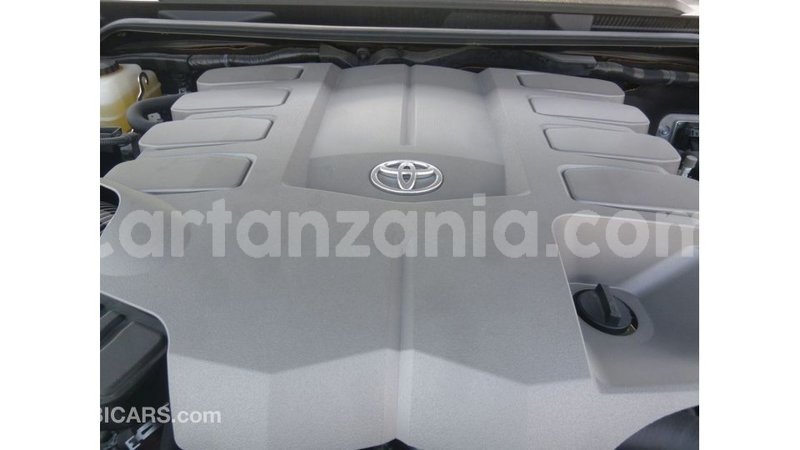 Big with watermark toyota land cruiser arusha import dubai 8774