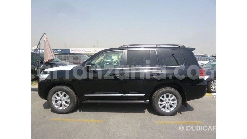 Big with watermark toyota land cruiser arusha import dubai 8775