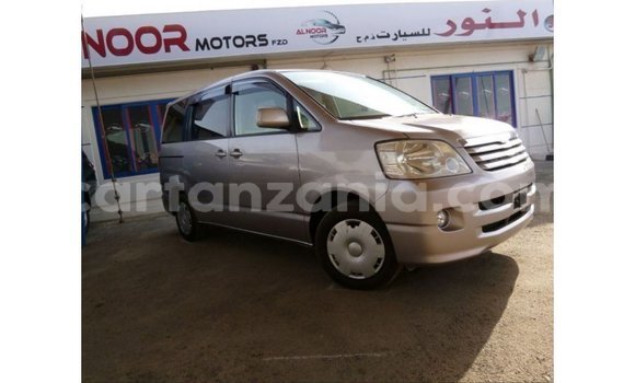 Buy Import Toyota Voxy Other Car in Import - Dubai in Arusha Buy Import Toyota Voxy Other Car in Import - Dubai in Arusha