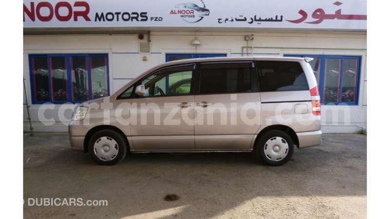 Big with watermark toyota voxy arusha import dubai 8783