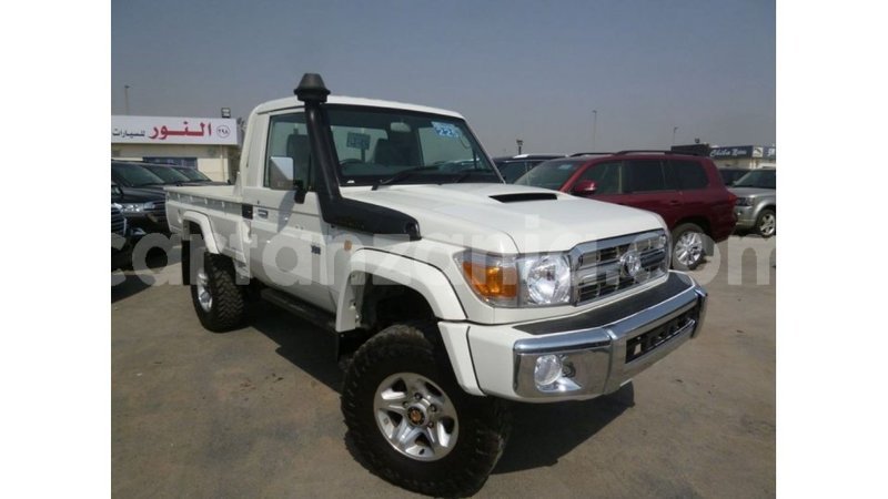 Big with watermark toyota land cruiser arusha import dubai 8784