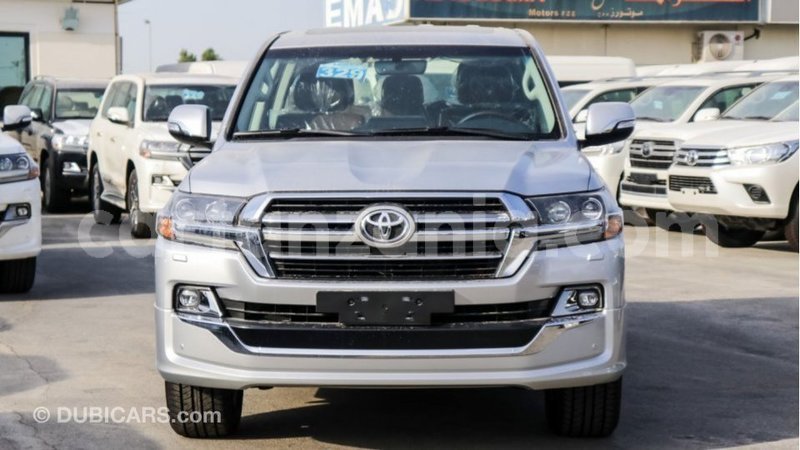 Big with watermark toyota land cruiser arusha import dubai 8786