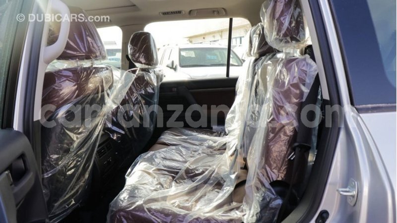 Big with watermark toyota land cruiser arusha import dubai 8786