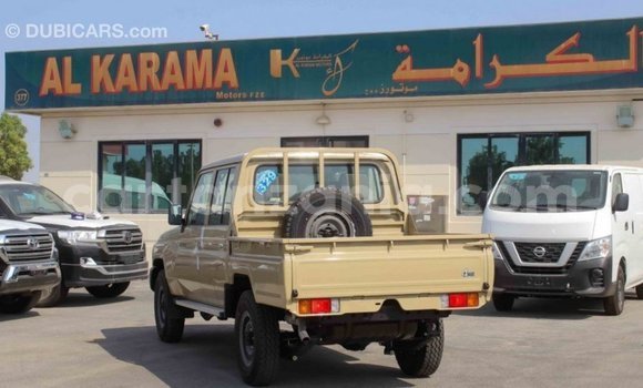 Buy Import Toyota Land Cruiser Beige Car in Import - Dubai in Arusha Buy Import Toyota Land Cruiser Beige Car in Import - Dubai in Arusha