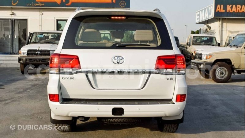 Big with watermark toyota land cruiser arusha import dubai 8788