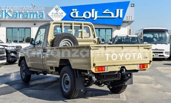 Buy Import Toyota Land Cruiser Beige Car in Import - Dubai in Arusha Buy Import Toyota Land Cruiser Beige Car in Import - Dubai in Arusha