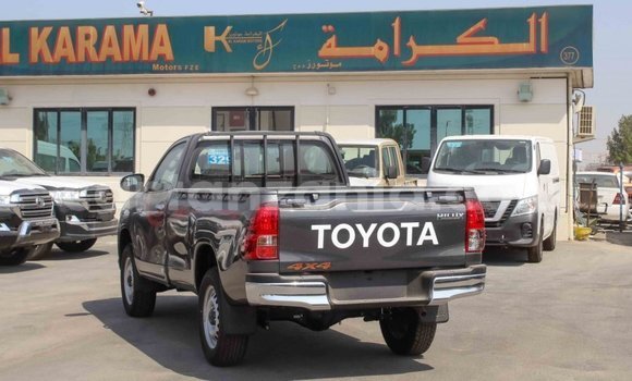Nunua Imported Toyota Hilux Nyingine Gari ndani ya Import - Dubai nchini Arusha Nunua Imported Toyota Hilux Nyingine Gari ndani ya Import - Dubai nchini Arusha
