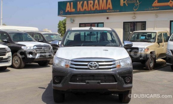 Nunua Imported Toyota Hilux Nyingine Gari ndani ya Import - Dubai nchini Arusha Nunua Imported Toyota Hilux Nyingine Gari ndani ya Import - Dubai nchini Arusha