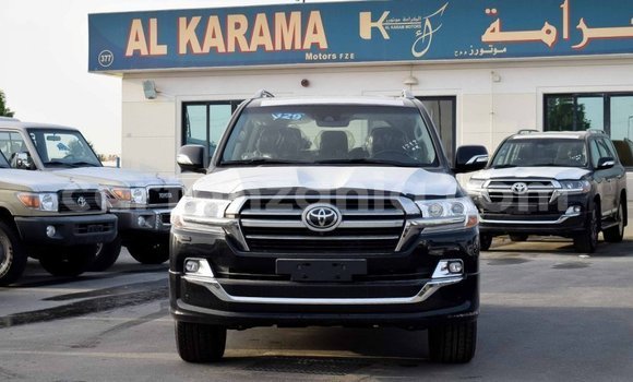Nunua Imported Toyota Land Cruiser Nyeusi Gari ndani ya Import - Dubai nchini Arusha Nunua Imported Toyota Land Cruiser Nyeusi Gari ndani ya Import - Dubai nchini Arusha