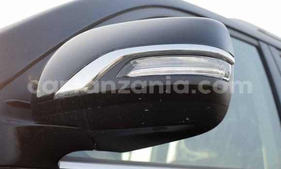 Nunua Imported Toyota Land Cruiser Nyeusi Gari ndani ya Import - Dubai nchini Arusha Nunua Imported Toyota Land Cruiser Nyeusi Gari ndani ya Import - Dubai nchini Arusha