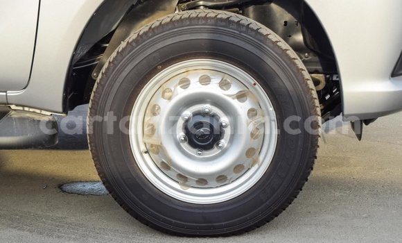 Nunua Imported Toyota Hilux Nyingine Gari ndani ya Import - Dubai nchini Arusha Nunua Imported Toyota Hilux Nyingine Gari ndani ya Import - Dubai nchini Arusha