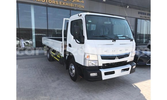 Buy Import Mitsubishi Carisma White Car in Import - Dubai in Arusha Buy Import Mitsubishi Carisma White Car in Import - Dubai in Arusha