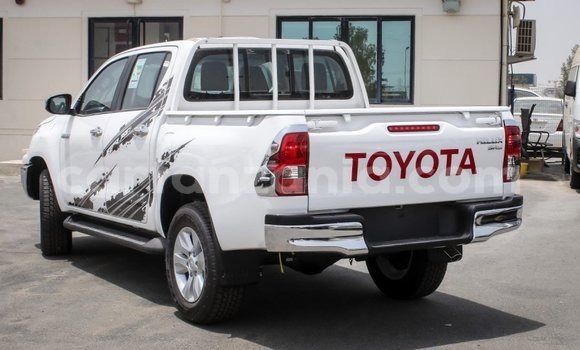 Buy Import Toyota Hilux White Car in Import - Dubai in Arusha Buy Import Toyota Hilux White Car in Import - Dubai in Arusha
