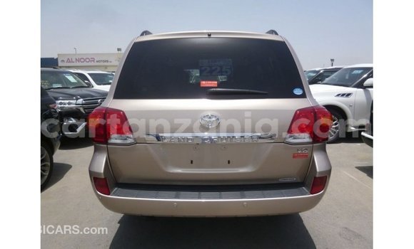 Nunua Imported Toyota Land Cruiser Nyingine Gari ndani ya Import - Dubai nchini Arusha Nunua Imported Toyota Land Cruiser Nyingine Gari ndani ya Import - Dubai nchini Arusha