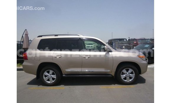 Nunua Imported Toyota Land Cruiser Nyingine Gari ndani ya Import - Dubai nchini Arusha Nunua Imported Toyota Land Cruiser Nyingine Gari ndani ya Import - Dubai nchini Arusha