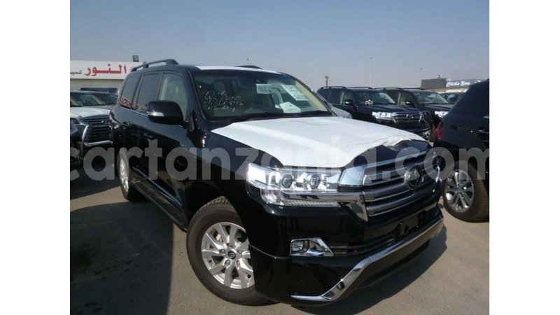 Big with watermark toyota land cruiser arusha import dubai 8814