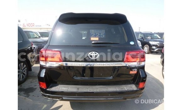 Nunua Imported Toyota Land Cruiser Nyeusi Gari ndani ya Import - Dubai nchini Arusha Nunua Imported Toyota Land Cruiser Nyeusi Gari ndani ya Import - Dubai nchini Arusha