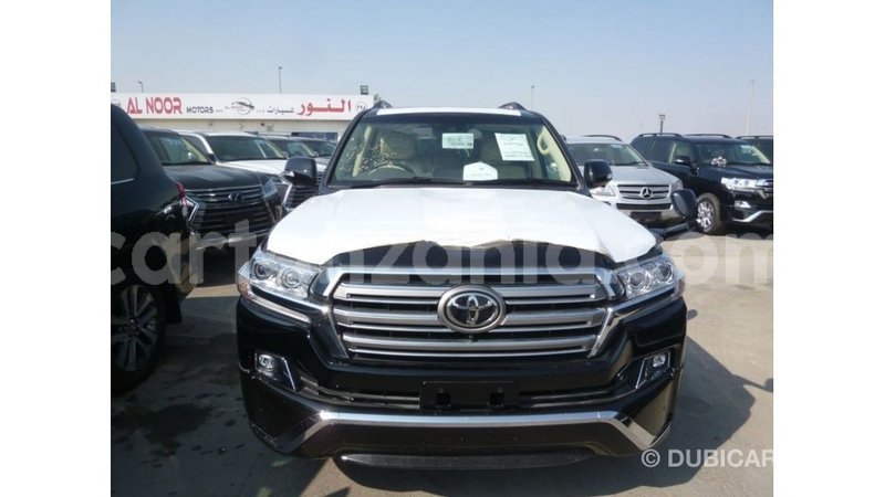 Big with watermark toyota land cruiser arusha import dubai 8814