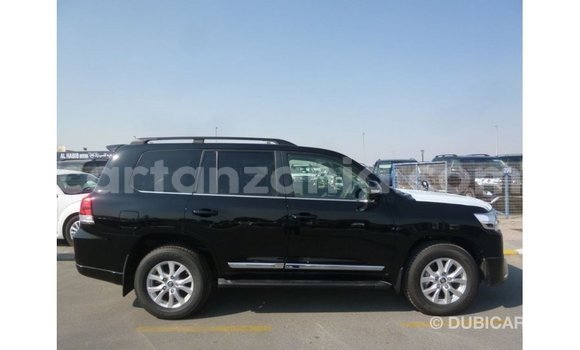 Nunua Imported Toyota Land Cruiser Nyeusi Gari ndani ya Import - Dubai nchini Arusha Nunua Imported Toyota Land Cruiser Nyeusi Gari ndani ya Import - Dubai nchini Arusha